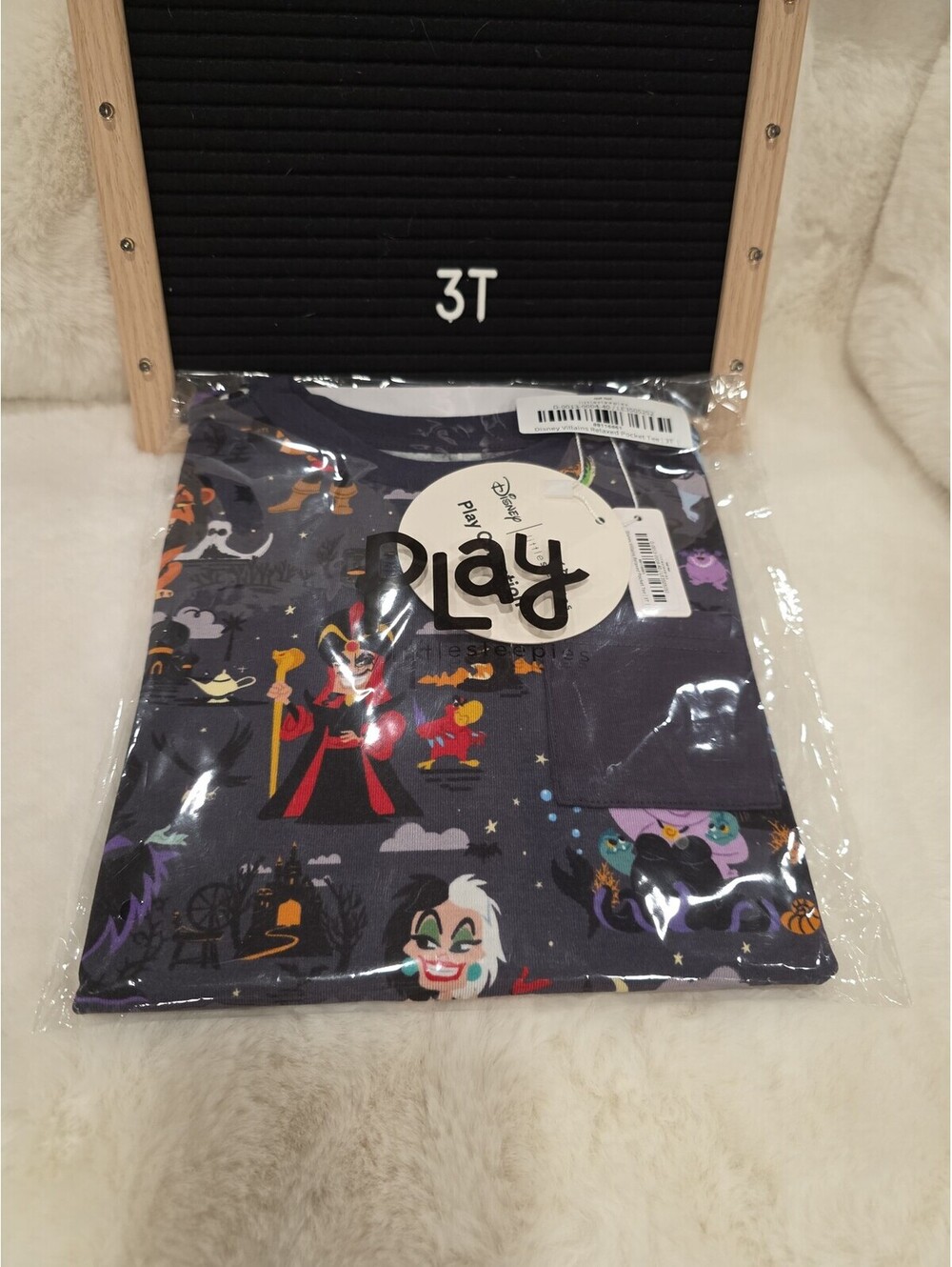 Little sleepies 3T pocket Tee, Halloween Villains